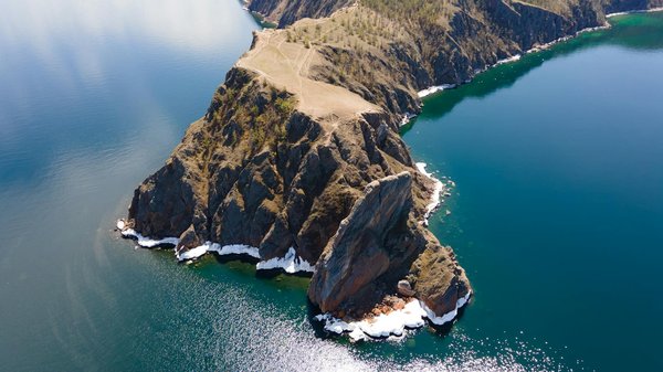 Quelles sont les meilleures périodes pour une croisière sur le lac Baïkal en Russie?