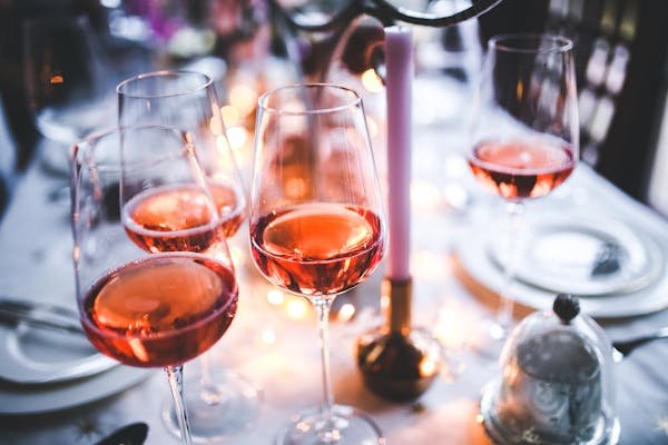 Les 10 meilleurs vins rosés à découvrir pour vos repas